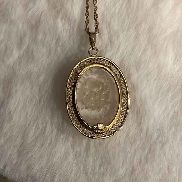 🔥 20” Real Gold Chain + Resin Rose Pendant - Picture 5 of 5